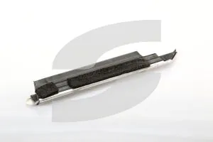 Maserati - Used Parts 670034034-Q2 RH FRONT DOOR GLASS SCRAPER GASKET