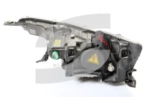 Maserati - Used Parts 670034638-Q2 RH HEADLIGHT