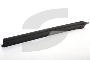 Maserati - Used Parts 670065825-Q2 LH DOOR MOULDING
